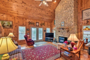 Pet-Friendly Cozy Cabin with Views By Black Rock!